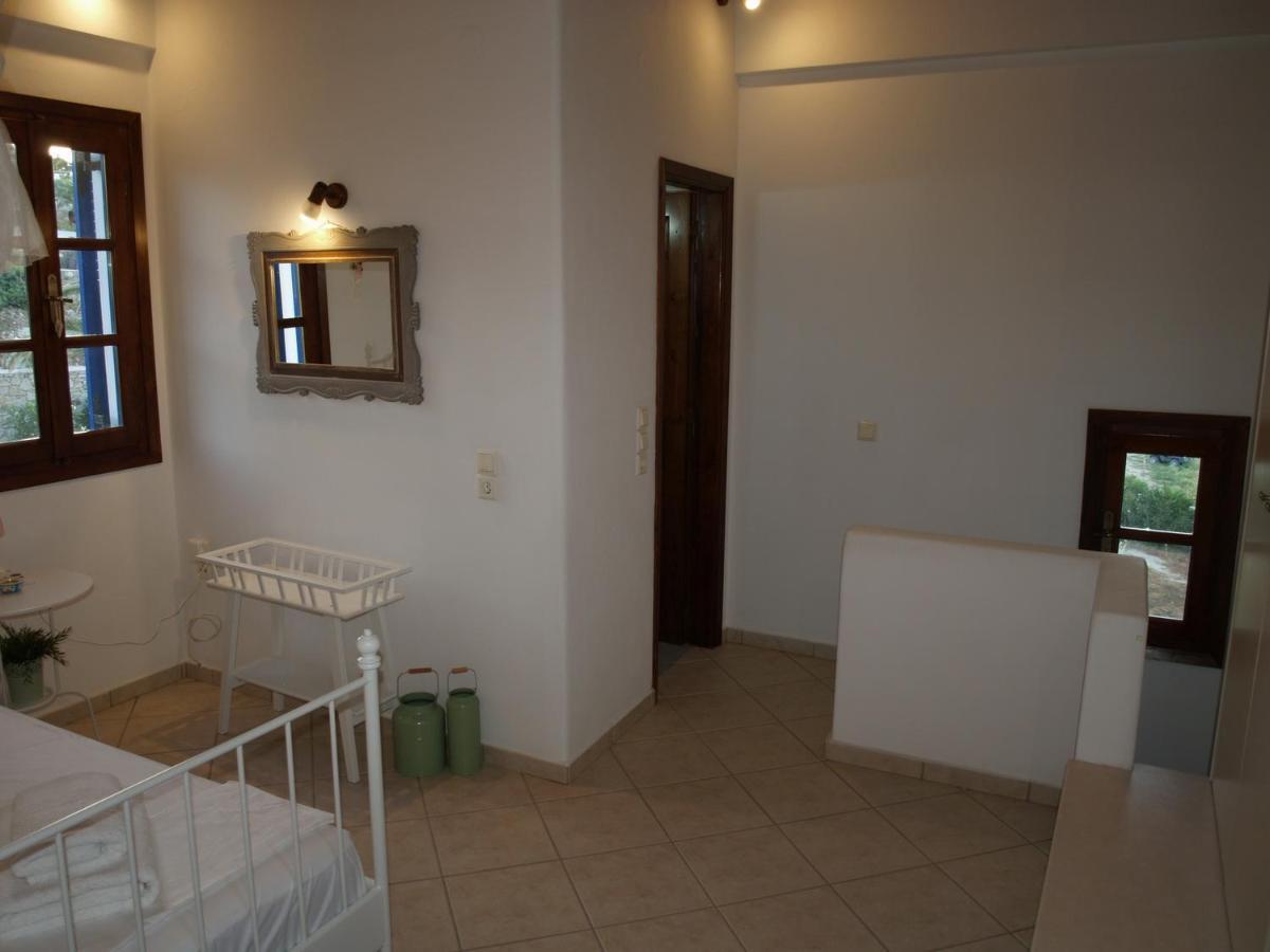 Ornos Seaside Blue Villas Exterior photo